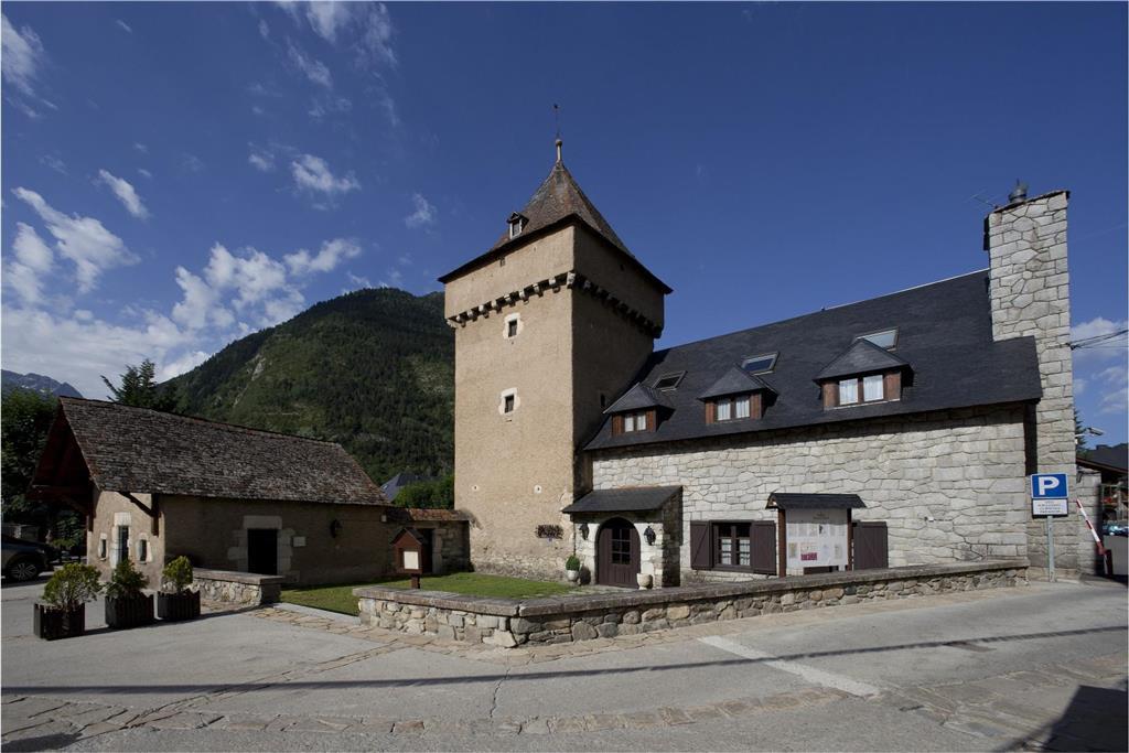 Parador De Arties Exteriör bild