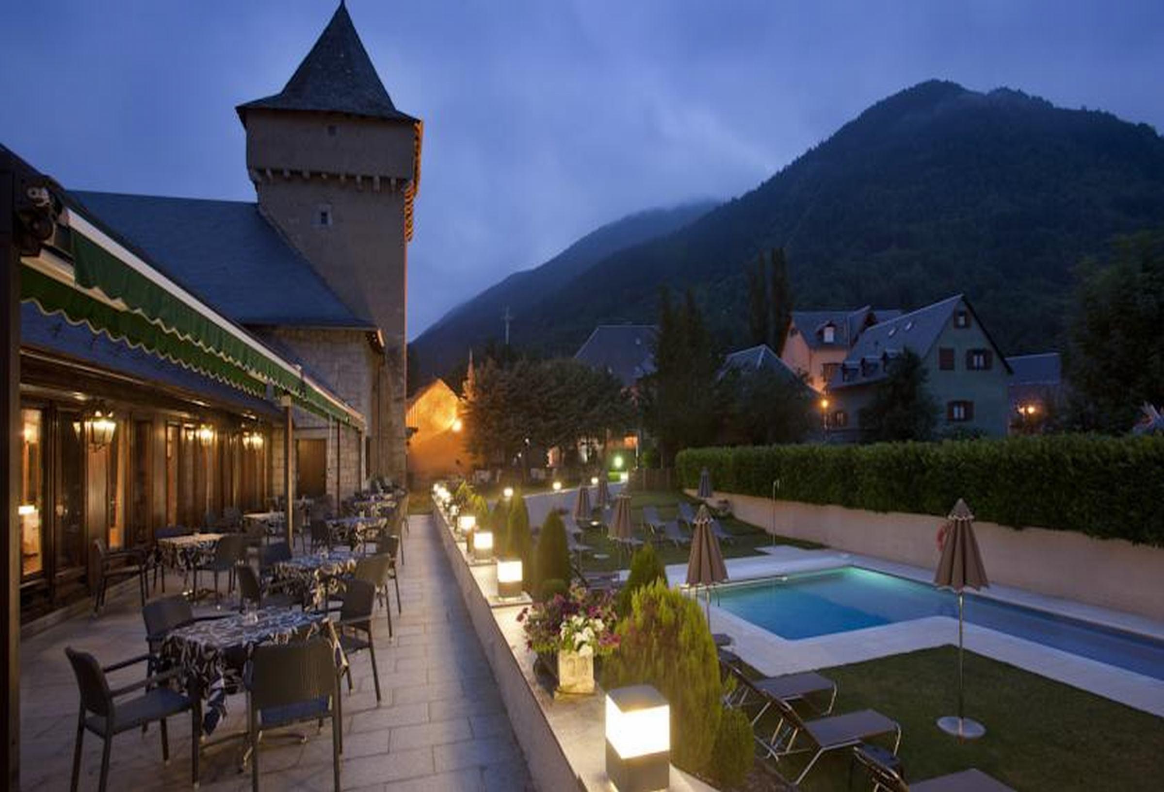 Parador De Arties Exteriör bild
